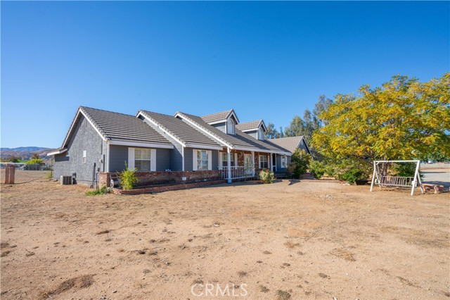 Detail Gallery Image 4 of 45 For 4126 W Avenue, Palmdale,  CA 93551 - 4 Beds | 4 Baths