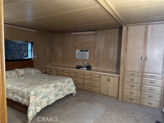 9080 Bloomfield Ave Avenue, Cypress CA: https://media.crmls.org/medias/fce61afb-10c2-4bb9-9755-1a64674acec5.jpg