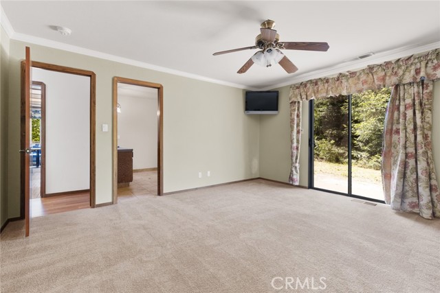 3 Town Hill Way, Berry Creek CA: https://media.crmls.org/medias/fce6477d-7d10-48bb-a62f-110d97ca8dad.jpg