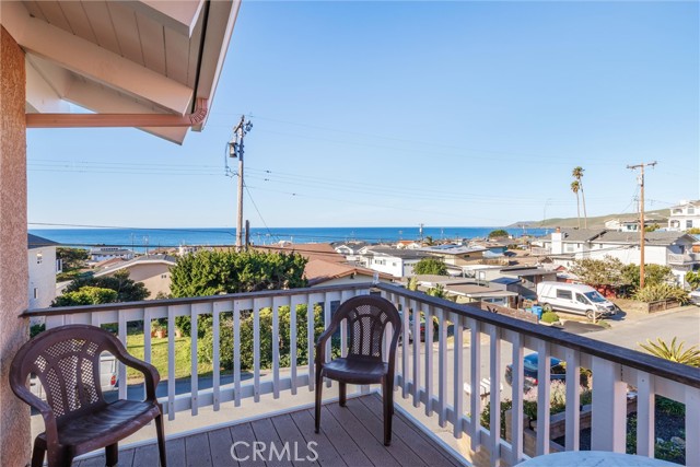 Detail Gallery Image 10 of 44 For 2023 Circle, Cayucos,  CA 93430 - 5 Beds | 3 Baths