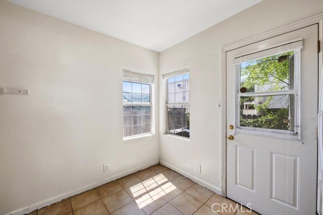406 Wolfskill Street photo 6