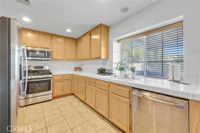 Detail Gallery Image 19 of 31 For 5153 Wenachee Way, Jurupa Valley,  CA 92509 - 4 Beds | 3 Baths