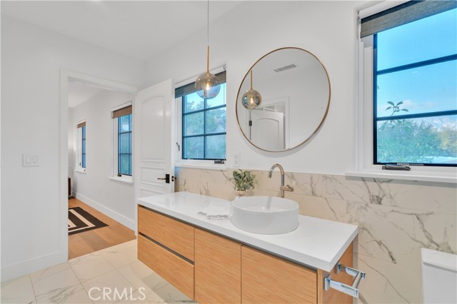 1812 Linda Vista Avenue, Pasadena CA: https://media.crmls.org/medias/fce93e40-e355-4cd1-8e08-3f8f8cc78338.jpg