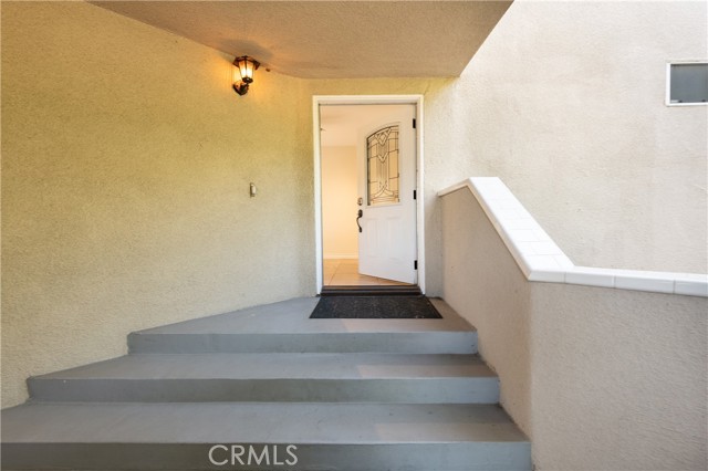 8665 Valley Circle Boulevard, West Hills CA: https://media.crmls.org/medias/fce9b5ce-bc9e-4176-a122-788a93ea603c.jpg