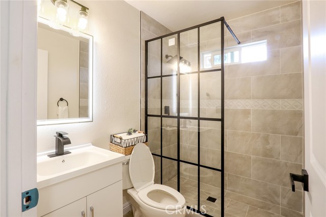 18479 Aguiro Street, Rowland Heights CA: https://media.crmls.org/medias/fceaae4e-c03f-4bff-a9d1-1c0c2f1238a0.jpg