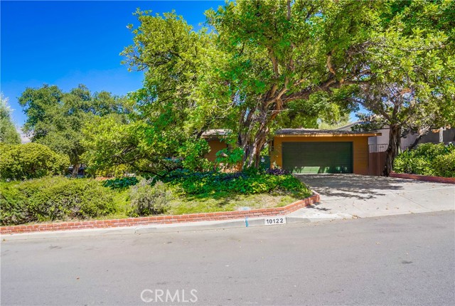 10122 Mcvine Avenue photo 2