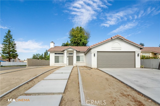 Detail Gallery Image 1 of 1 For 815 Harvest Creek Rd, Bakersfield,  CA 93312 - 3 Beds | 2 Baths