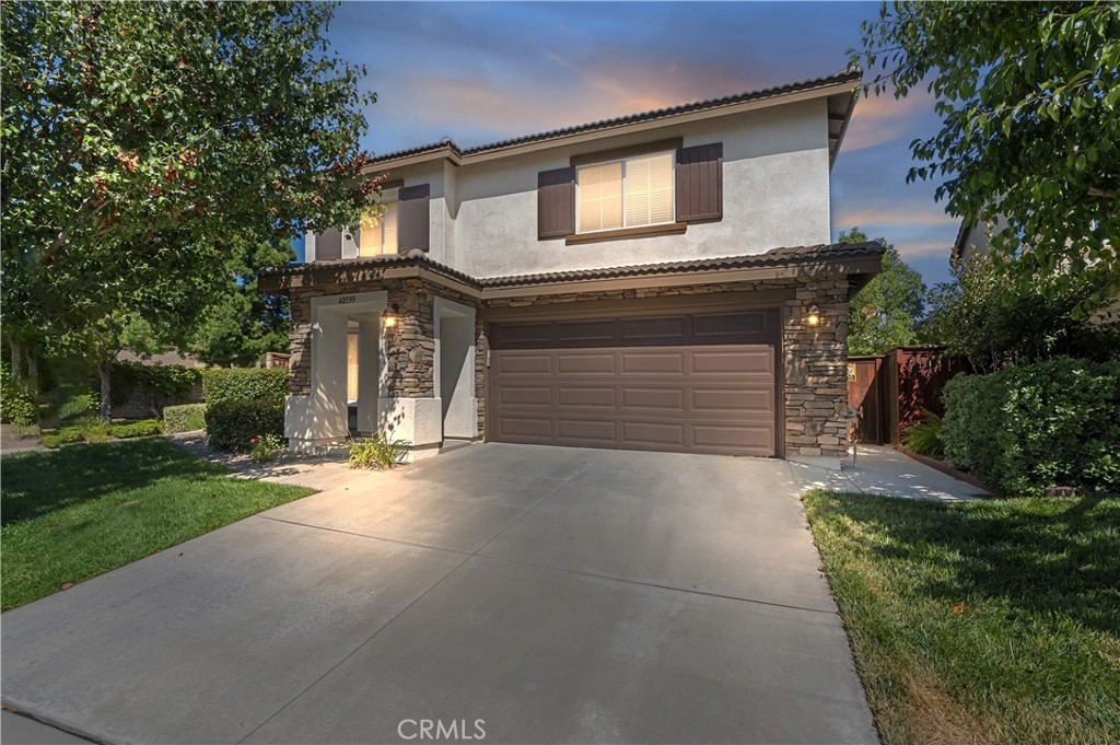 40599 La Salle Place