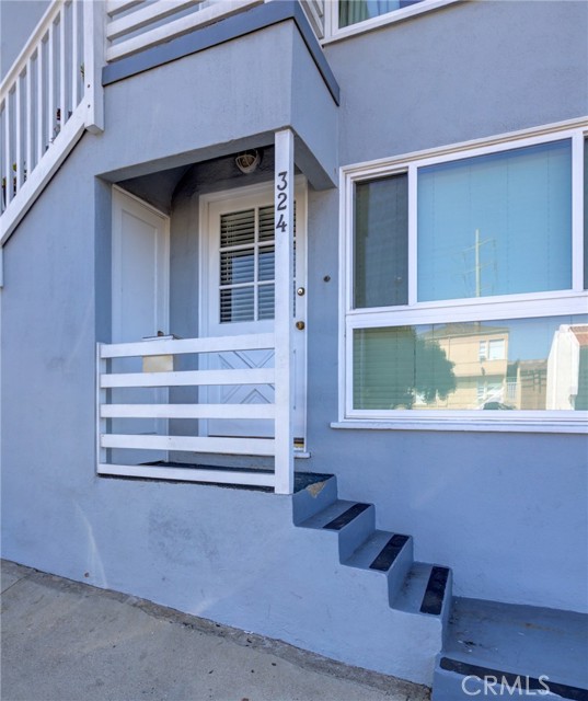 324 Rosecrans Avenue, Manhattan Beach, California 90266, 6 Bedrooms Bedrooms, ,4 BathroomsBathrooms,Residential,Sold,Rosecrans,SB21197761