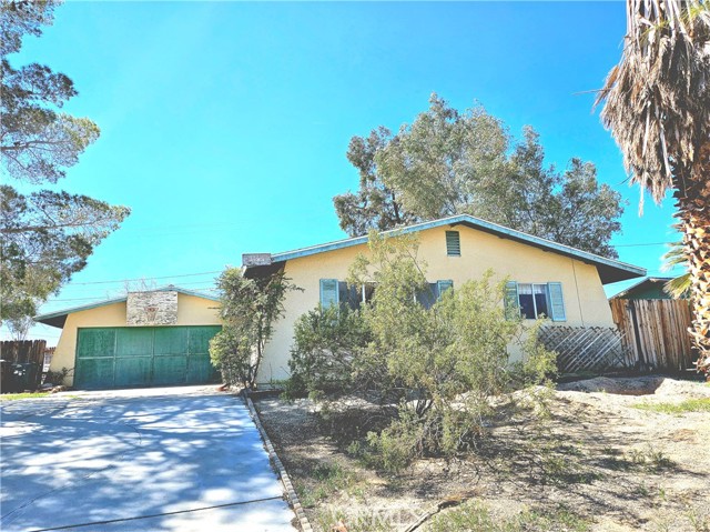 73441 El Paseo Drive, 29 Palms, California 92277, 4 Bedrooms Bedrooms, ,2 BathroomsBathrooms,Single Family Residence,For Sale,El Paseo,JT24064963