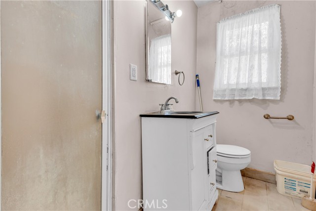 438 E Avenue R5, Palmdale CA: https://media.crmls.org/medias/fced31cf-fa08-4fb6-8fd7-c0ad29acb317.jpg
