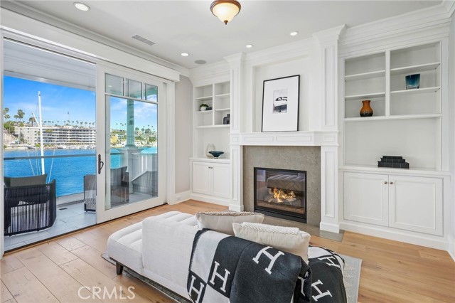 Detail Gallery Image 24 of 49 For 2222 Channel Rd, Newport Beach,  CA 92661 - 4 Beds | 4 Baths