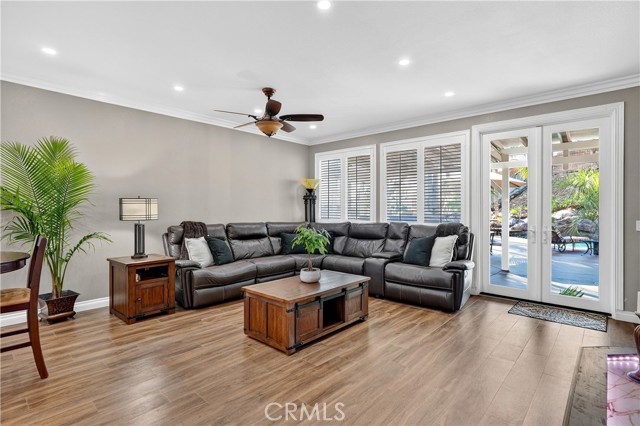 Image 24 of 74 For 12377 Columbia Lane