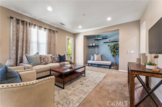 Detail Gallery Image 9 of 43 For 4317 Owens St #103,  Corona,  CA 92883 - 2 Beds | 2 Baths