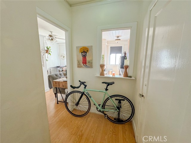 315 W 3rd Street, Long Beach CA: https://media.crmls.org/medias/fcefab02-b357-4efb-bcdd-72ee14257690.jpg