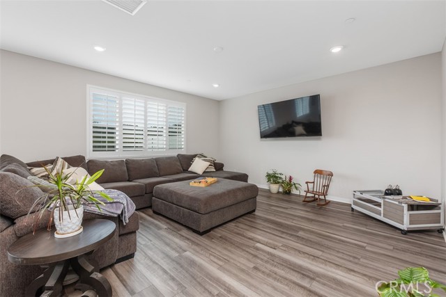 Detail Gallery Image 8 of 63 For 28427 Farm Creek Way, Valley Center,  CA 92082 - 4 Beds | 3 Baths