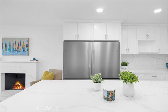 8381 E Blithedale Street, Long Beach CA: https://media.crmls.org/medias/fcf0e79b-601f-4e59-b1a1-e8a6b7c0e510.jpg