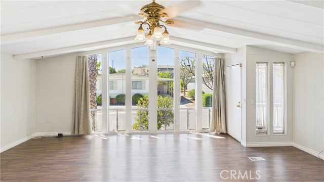 Detail Gallery Image 13 of 21 For 1550 Rimpau Ave #39,  Corona,  CA 92881 - 2 Beds | 2 Baths