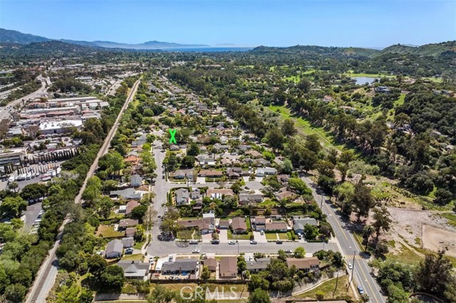 4217 Encore Drive, Santa Barbara CA: https://media.crmls.org/medias/fcf23567-f5ee-4661-8aad-cba0899f0881.jpg