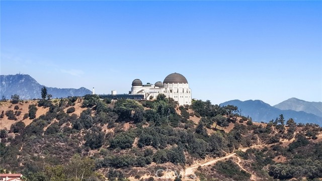 Detail Gallery Image 24 of 27 For 2258 Helios Dr, Los Angeles,  CA 90068 - 2 Beds | 1 Baths