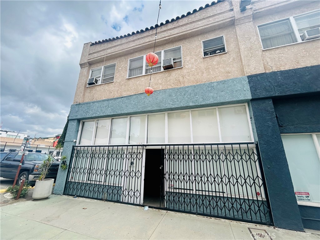 SingleFamilyResidence at 978 Chung King
