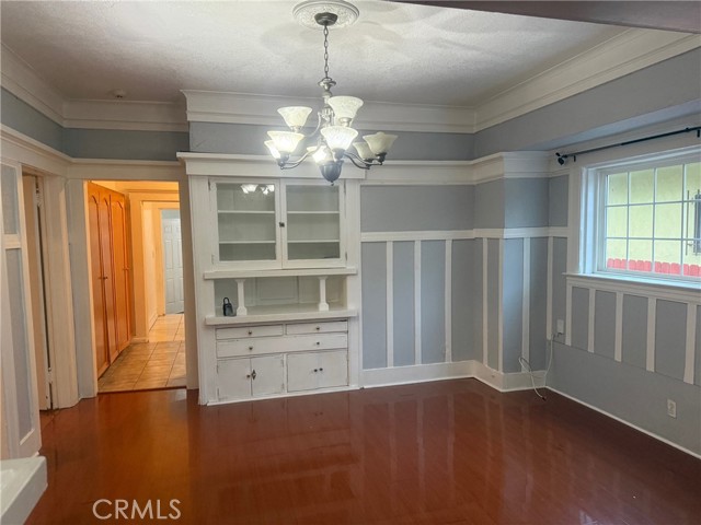 Detail Gallery Image 11 of 37 For 2129 30th W 30th, Los Angeles,  CA 90018 - 4 Beds | 1 Baths