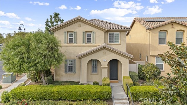 Detail Gallery Image 1 of 52 For 7235 Enclave Dr, Corona,  CA 92880 - 3 Beds | 2/1 Baths