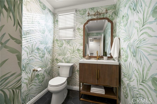 752 S Melrose Street, Anaheim CA: https://media.crmls.org/medias/fcf3e03e-b364-44c2-b531-d5c9908f903f.jpg