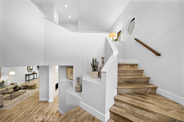 27 Palm Beach Court, Dana Point CA: https://media.crmls.org/medias/fcf45359-bb00-4fbe-b7ef-54b44de1dda3.jpg