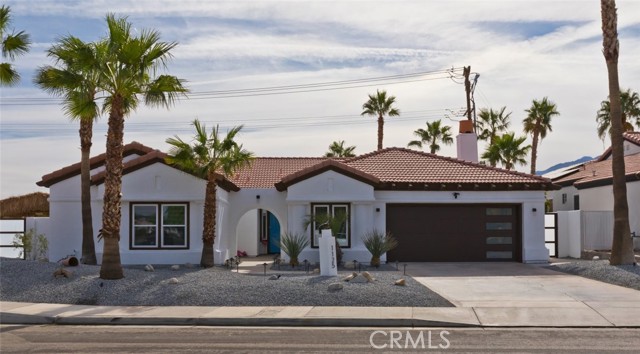 Detail Gallery Image 1 of 66 For 1125 E via San Michael Rd, Palm Springs,  CA 92262 - 5 Beds | 4 Baths