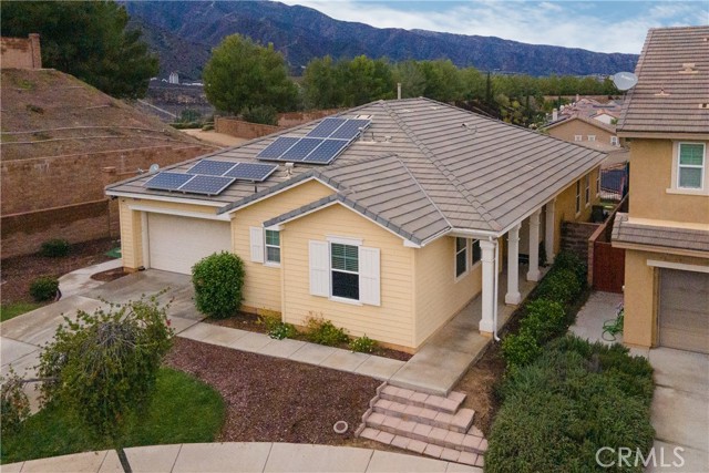 10894 Clover, Corona CA: https://media.crmls.org/medias/fcf49fa9-d4a9-4461-a2bb-a750f7800313.jpg