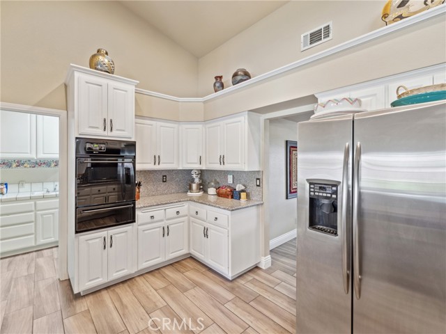 Detail Gallery Image 14 of 33 For 16522 Iwa Rd, Apple Valley,  CA 92307 - 3 Beds | 2 Baths