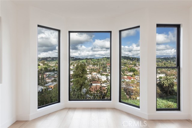 Detail Gallery Image 11 of 25 For 3091 Chadwick, Los Angeles,  CA 90032 - 3 Beds | 2 Baths