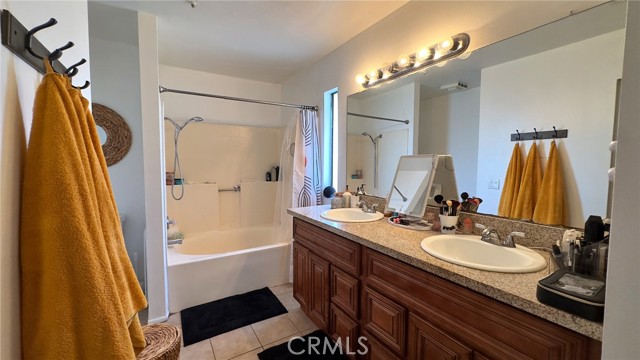 Detail Gallery Image 30 of 36 For 14750 Shadow Dr, Fontana,  CA 92337 - 3 Beds | 2/1 Baths