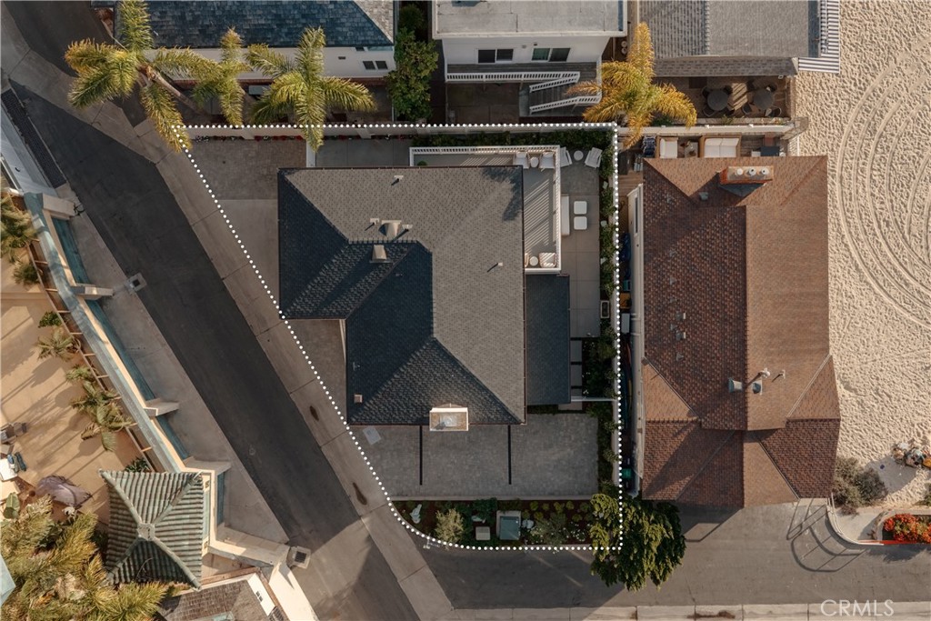 https://media.crmls.org/medias/fcf64831-9a18-4db0-80c8-6f0716a71f65.jpg?preset=X-Large