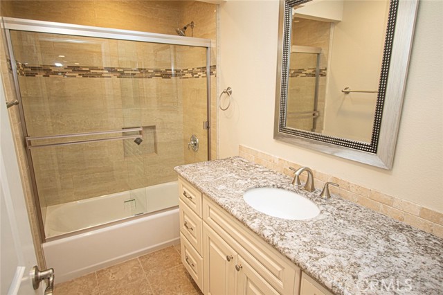 Detail Gallery Image 23 of 29 For 3520 Bahia Blanca a,  Laguna Woods,  CA 92637 - 2 Beds | 2 Baths