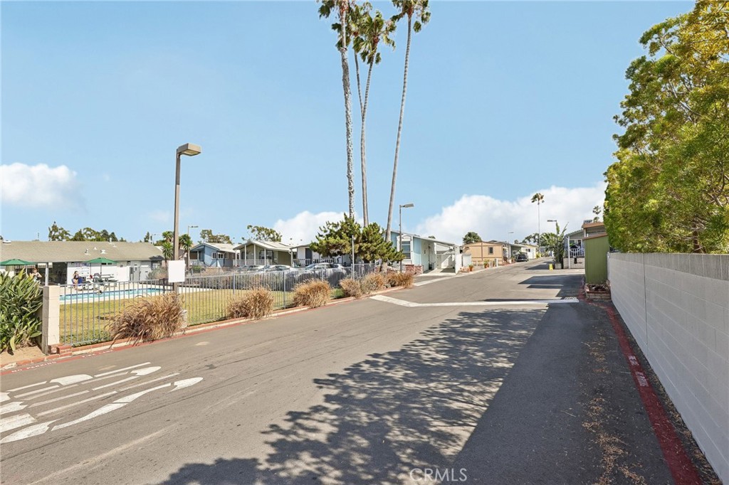 MLS #OC26152459 image #24