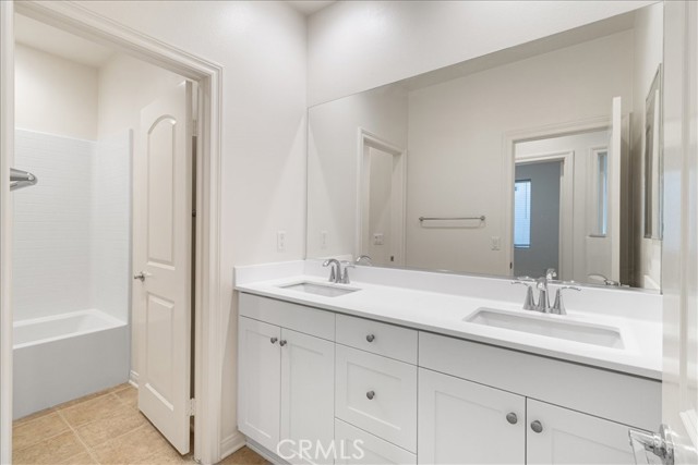 Detail Gallery Image 34 of 47 For 3126 E Painted Crescent St, Ontario,  CA 91762 - 3 Beds | 2/1 Baths