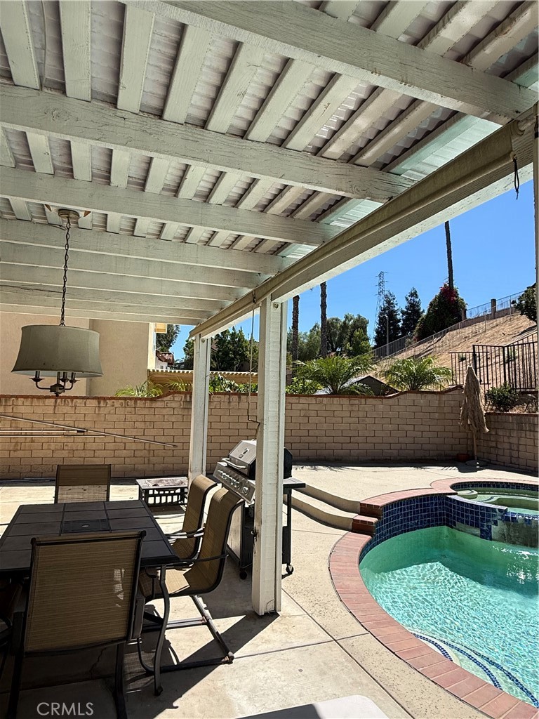 MLS #OC25221738 image #18