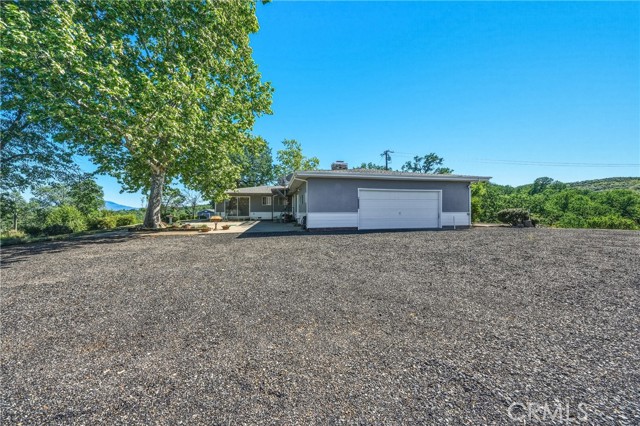 Detail Gallery Image 14 of 51 For 2527 Dessie, Lakeport,  CA 95453 - 4 Beds | 2/1 Baths