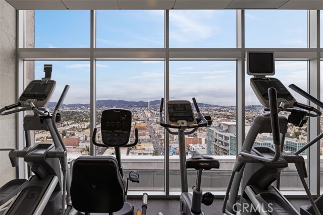 Detail Gallery Image 17 of 30 For 3810 Wilshire Bld #802,  Los Angeles,  CA 90010 - 1 Beds | 1 Baths