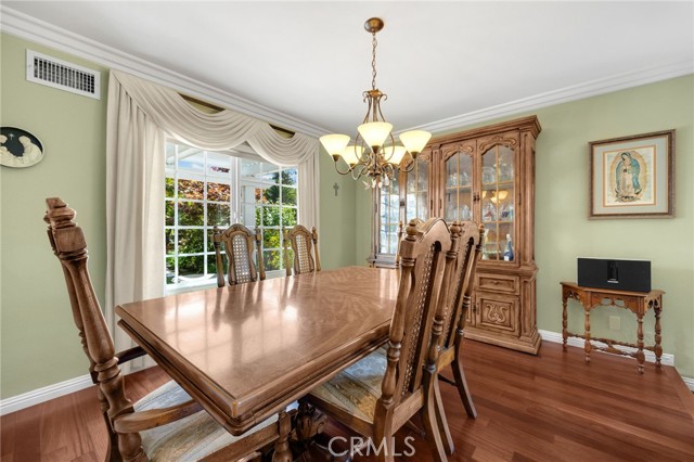 Detail Gallery Image 6 of 31 For 1400 Post Rd, Fullerton,  CA 92833 - 4 Beds | 2/1 Baths