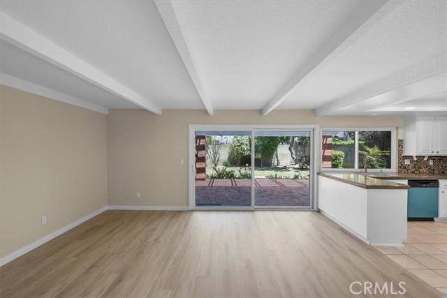 19924 Mildred Avenue, Torrance CA: https://media.crmls.org/medias/fcfab7a5-3d05-47c0-aca0-126980e1a396.jpg