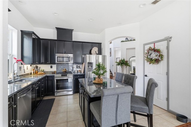 Detail Gallery Image 10 of 20 For 4215 Riopel Avenue, Denair,  CA 95316 - 4 Beds | 3 Baths