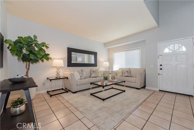 Detail Gallery Image 6 of 26 For 218 Monroe #111,  Irvine,  CA 92620 - 2 Beds | 2/1 Baths