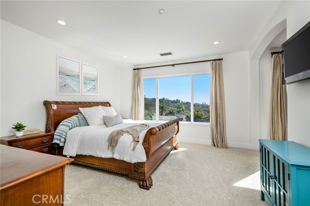 1204 Vista Jardin, San Clemente CA: https://media.crmls.org/medias/fcfc6a28-2f42-4632-bab9-de71a967f3aa.jpg
