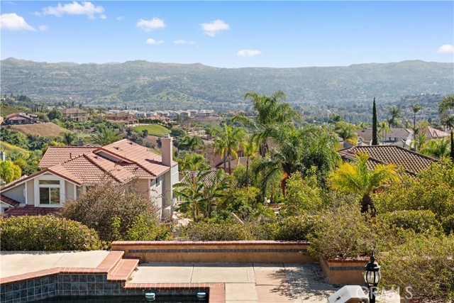 Detail Gallery Image 2 of 53 For 3285 Rim Rd, Yorba Linda,  CA 92886 - 5 Beds | 4 Baths