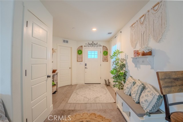 2104 Redding Way, Atwater CA: https://media.crmls.org/medias/fcfd9f0b-a41b-4bef-bbb0-c8a2b8823df2.jpg