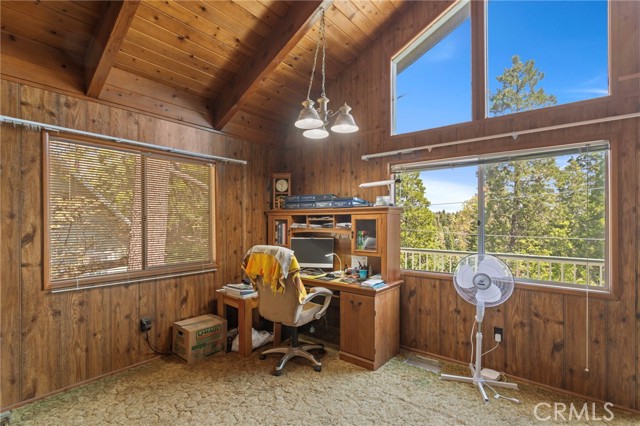 593 Clubhouse, Twin Peaks CA: https://media.crmls.org/medias/fcfdc5c7-bf3d-42d8-9464-607dcba9e43e.jpg
