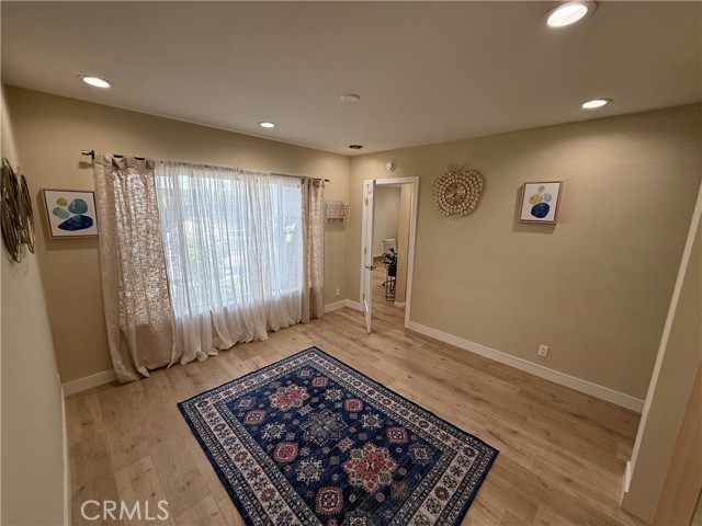 Detail Gallery Image 8 of 15 For 17606 Orna Dr, Granada Hills,  CA 91344 - 1 Beds | 1 Baths